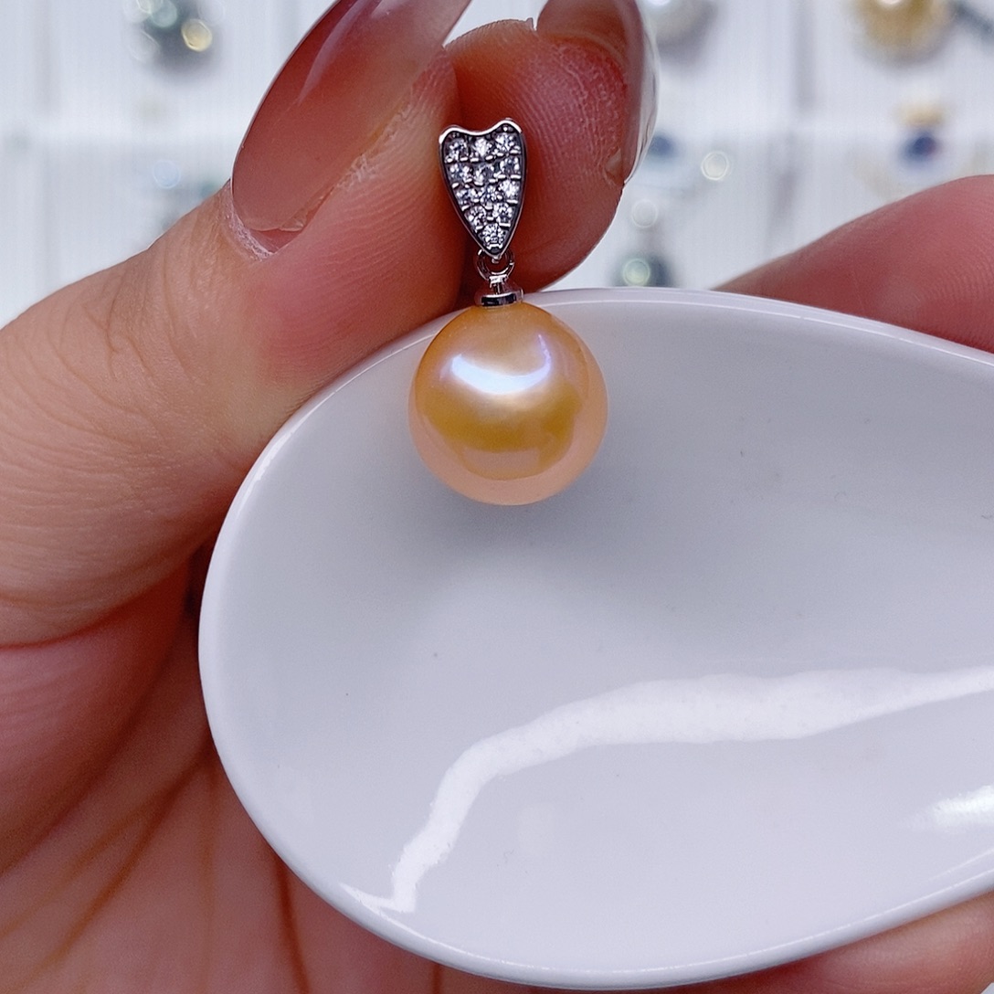 未镶嵌淡水珍珠吊坠(赠链)