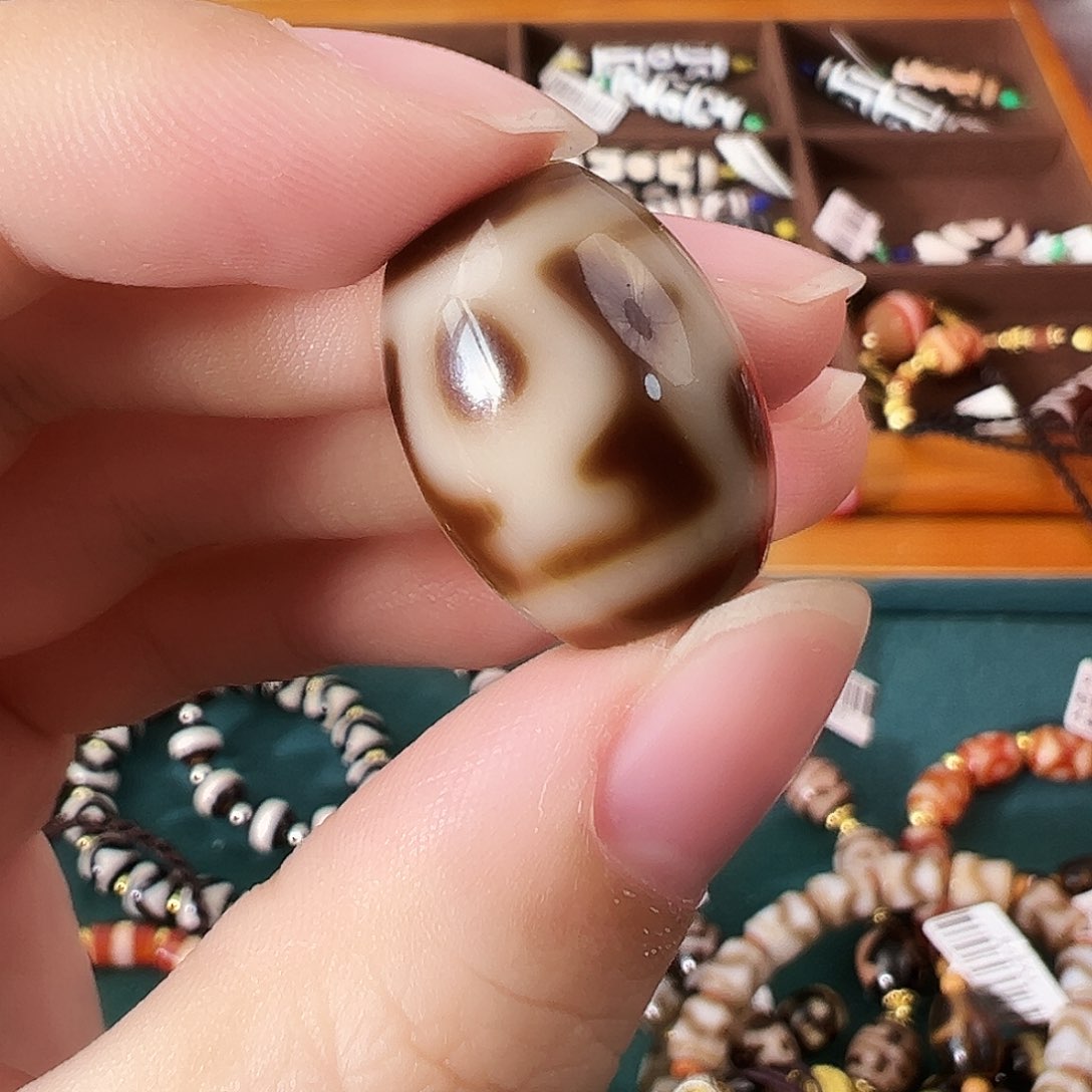 玛瑙/玉髓（覆膜）颈饰未镶嵌倩*