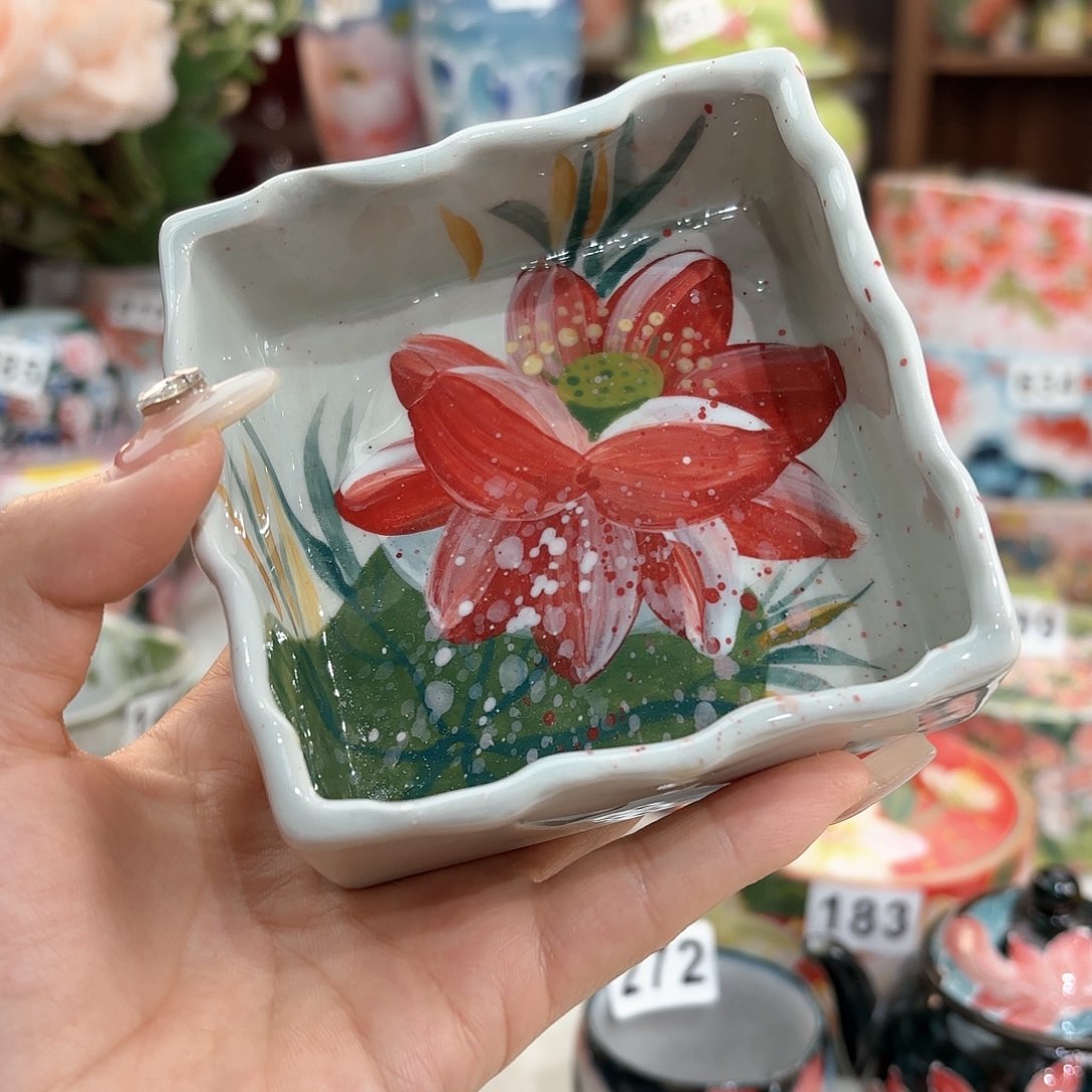 瓷片bbhvvvvbbbbbbhhnm