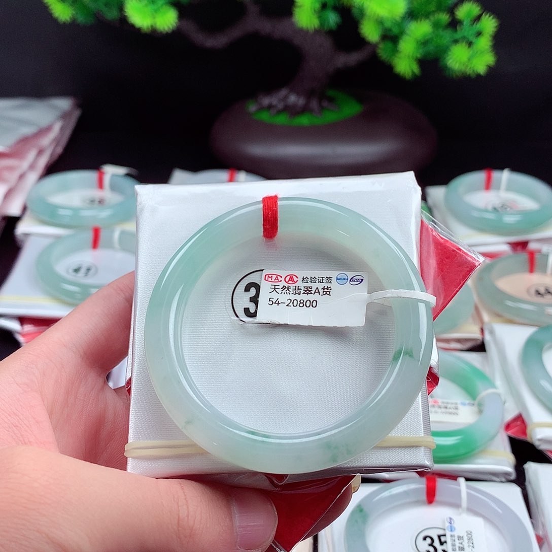 翡翠未镶嵌手镯缅甸翡翠天然手镯