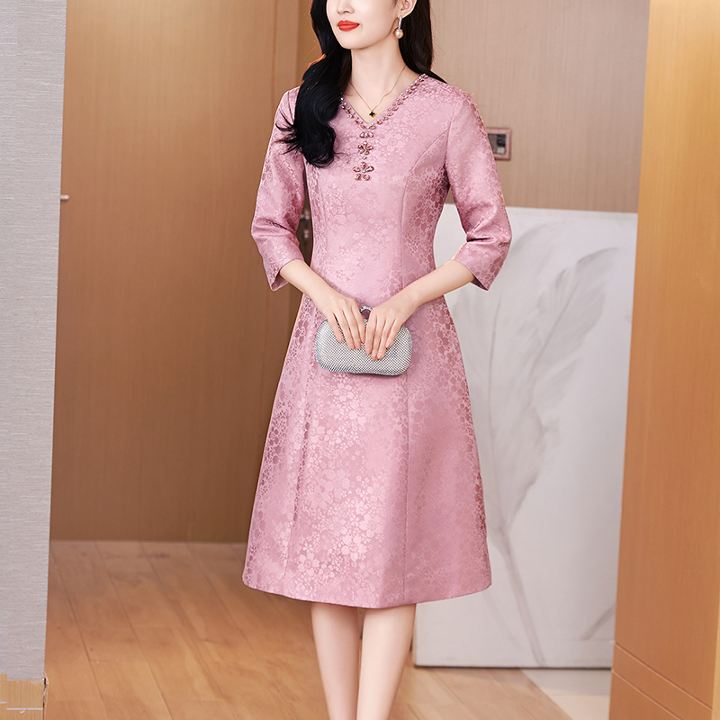 高端轻奢喜婆婆婚宴装连衣裙女2025秋冬新款收腰显瘦礼服裙