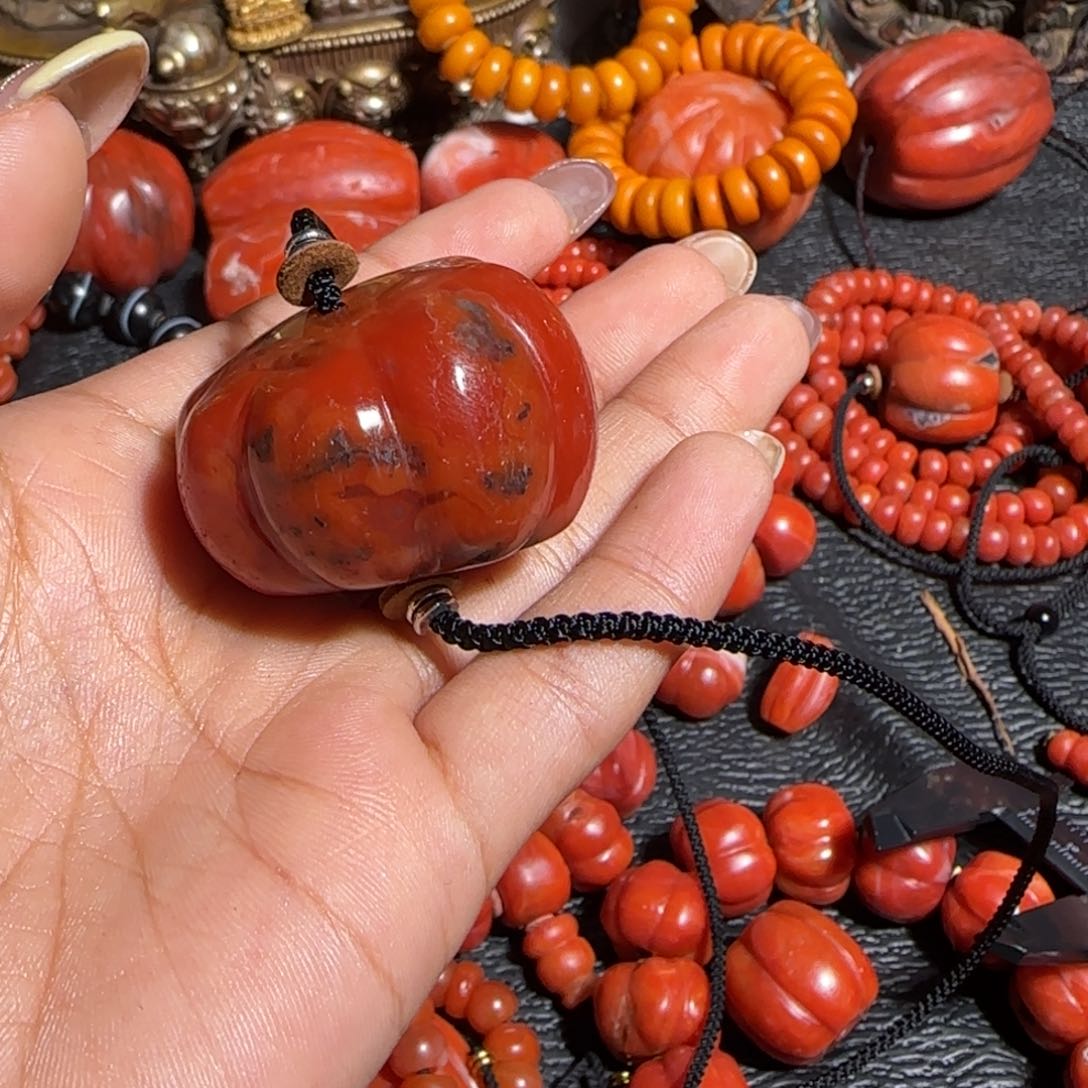 琉璃手工艺品悦****藏保山