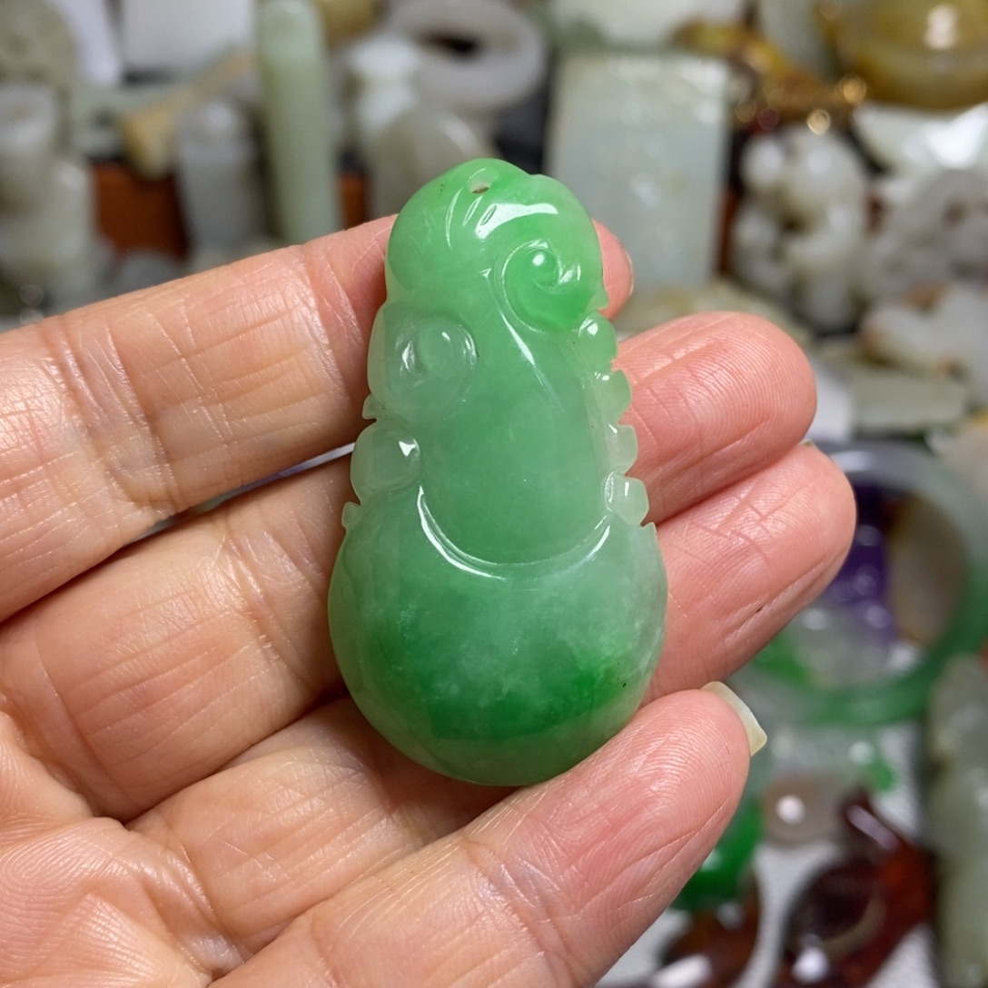 和田玉（糖玉）未镶嵌颈饰