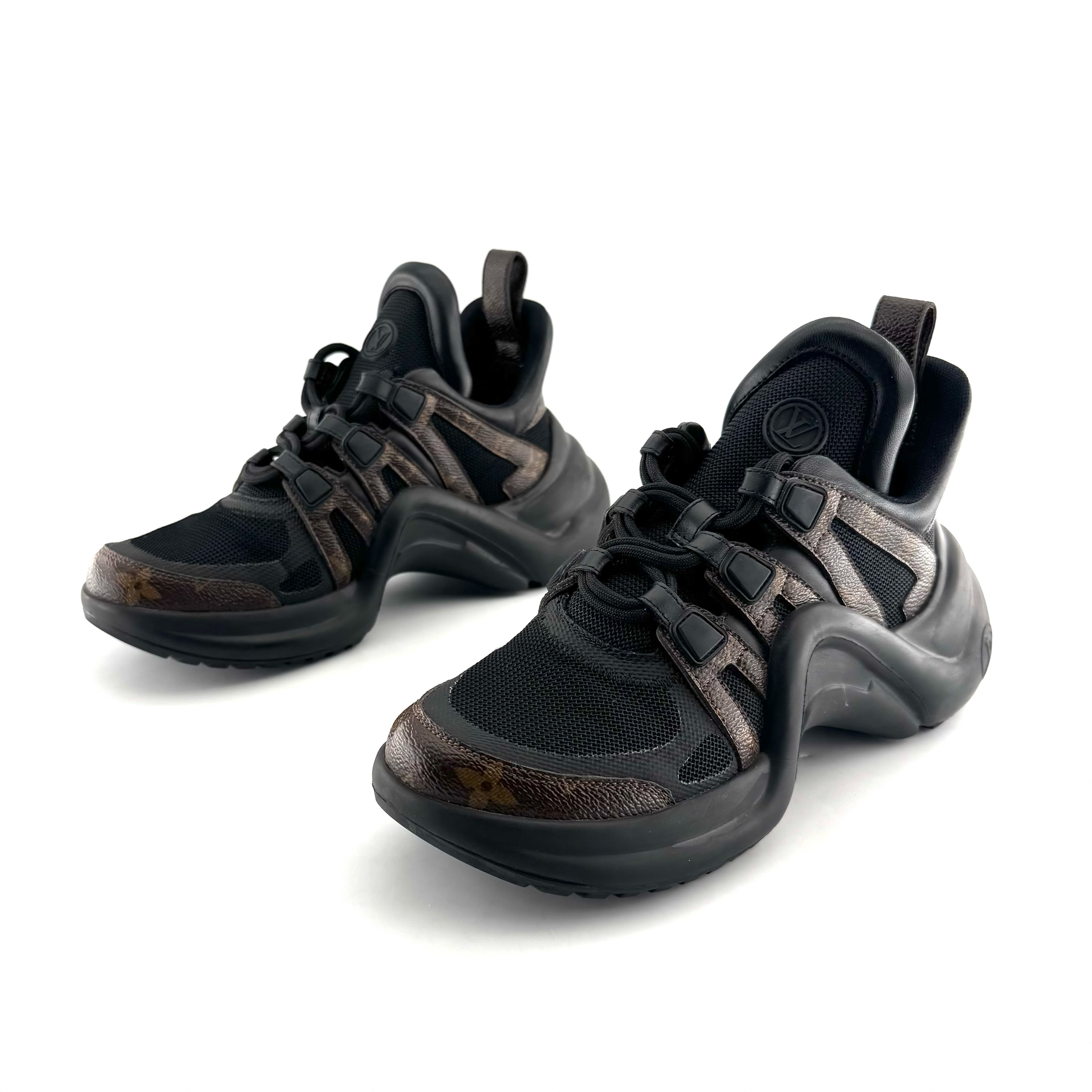 95新 LouisVuitton/路易威登 LV 37.5码 低帮运动拱桥鞋 D9231