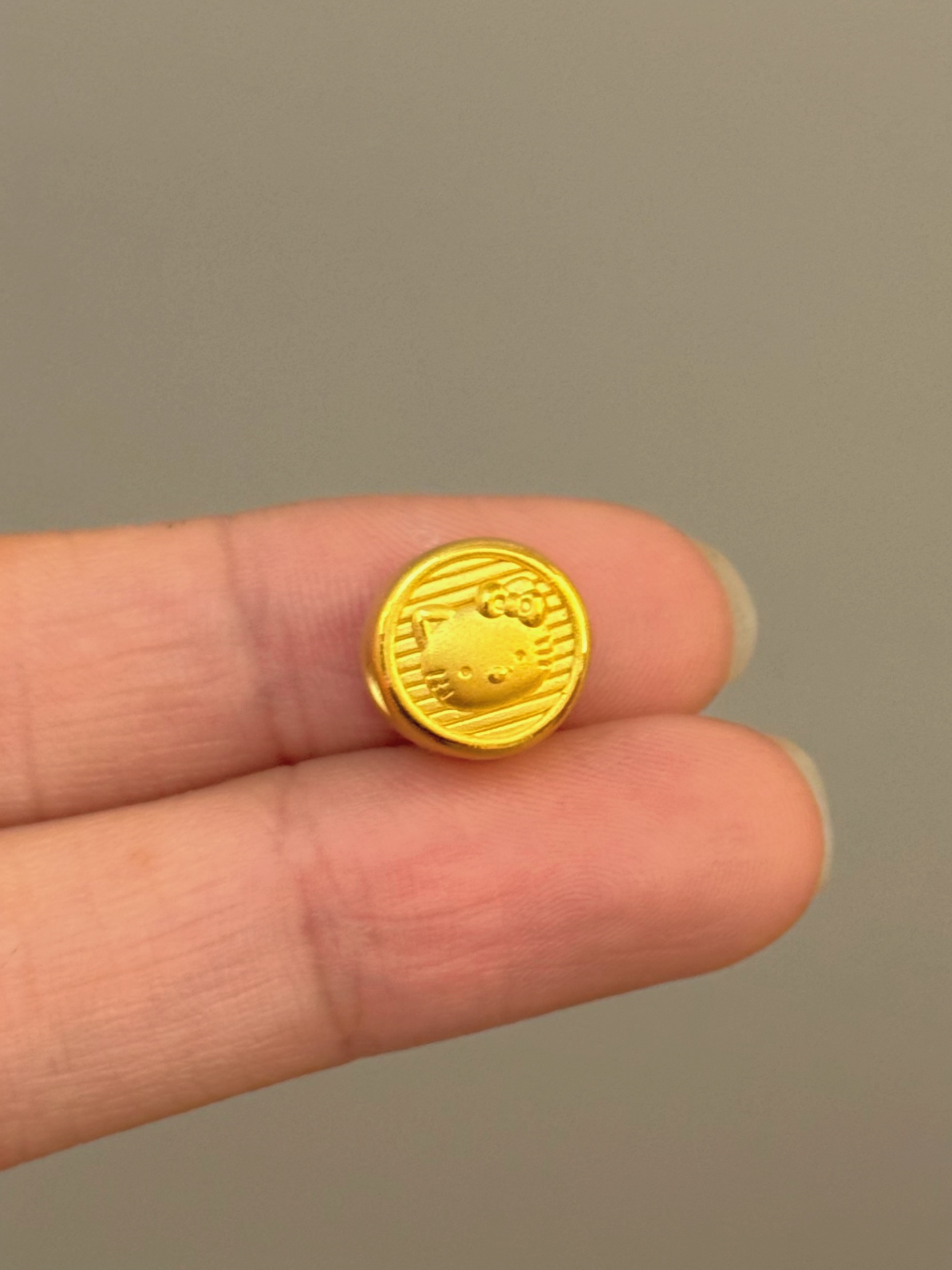 贝贝黄金 足金999 圆饼kt蝴蝶结 孔小 素金 转运珠 103