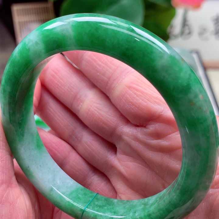 翡翠未镶嵌手镯天然翡翠手镯