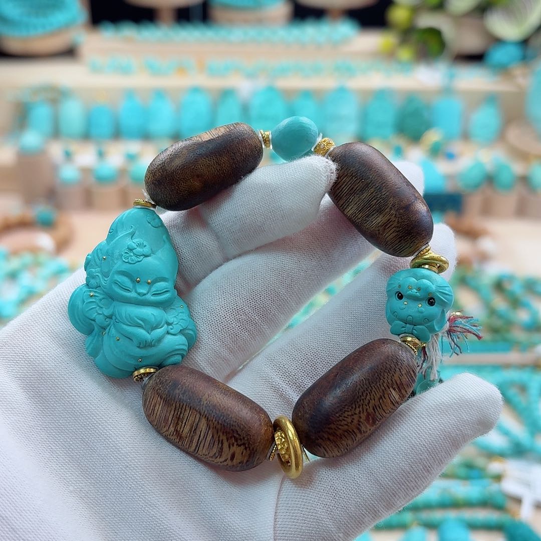 绿松石18K金镶嵌珠宝奇石