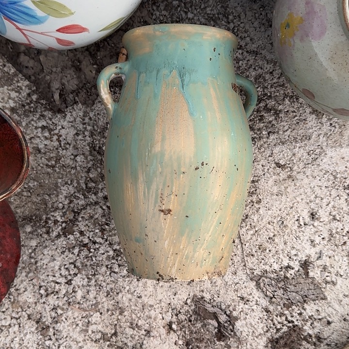 微瑕景德镇手工花瓶清