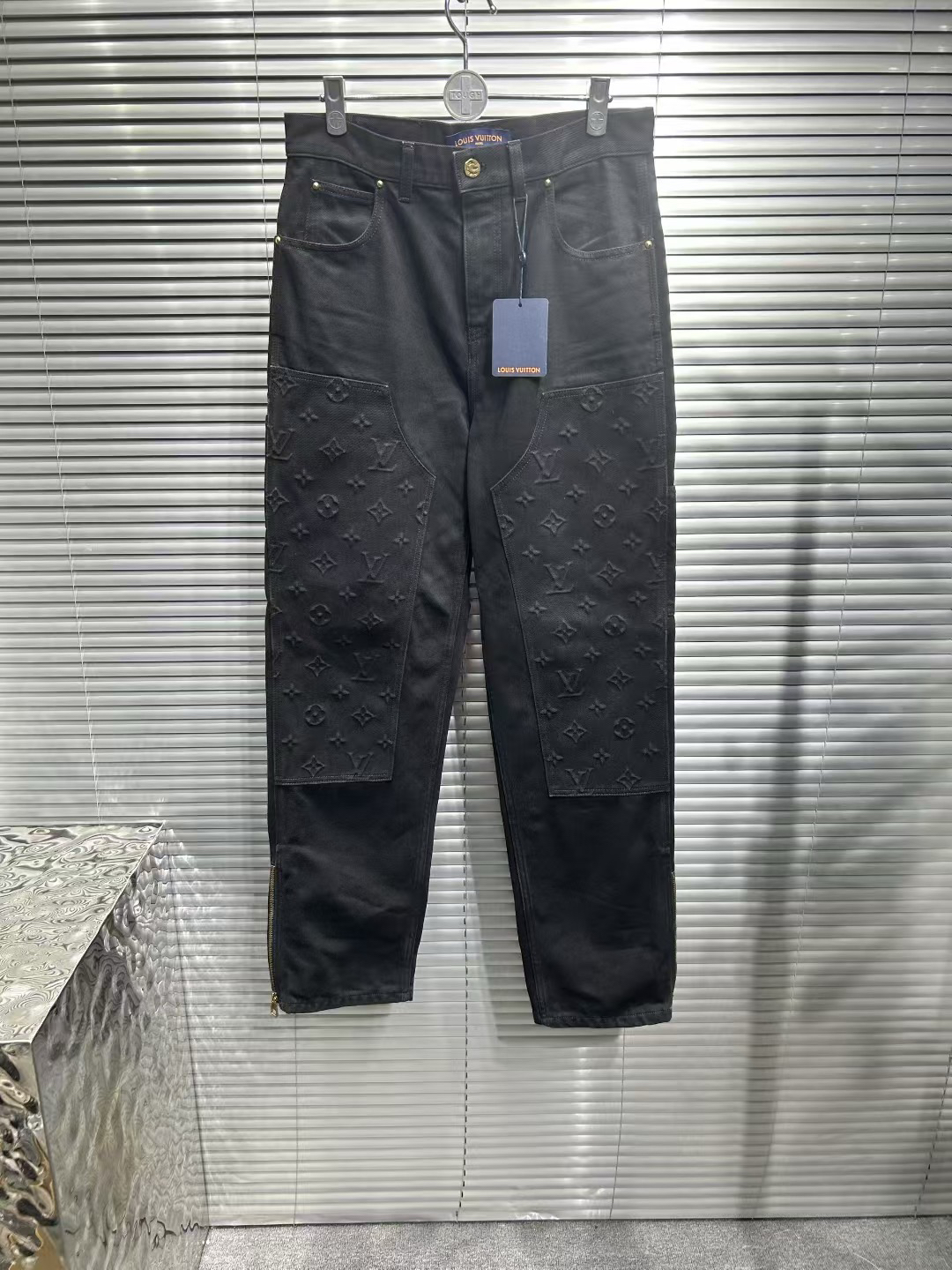 未使用 LouisVuitton/路易威登 大腿浮雕伐木牛仔裤/30码