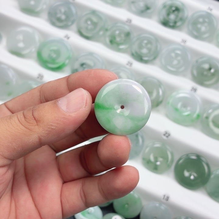 翡翠未镶嵌颈饰缅甸天然A货翡翠29-6.4