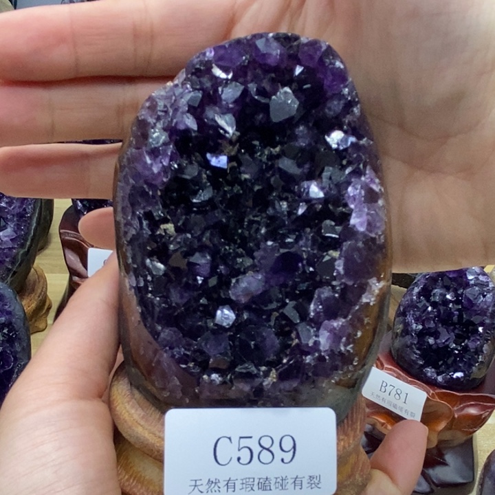 紫晶大型摆件（非配饰）未镶嵌