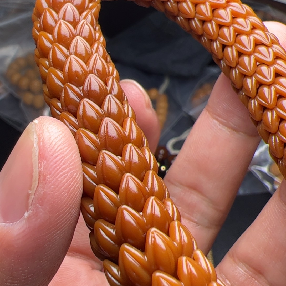 吊坠猴头核桃卡罗拉