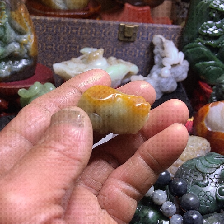 未镶嵌手链和田玉（糖玉）