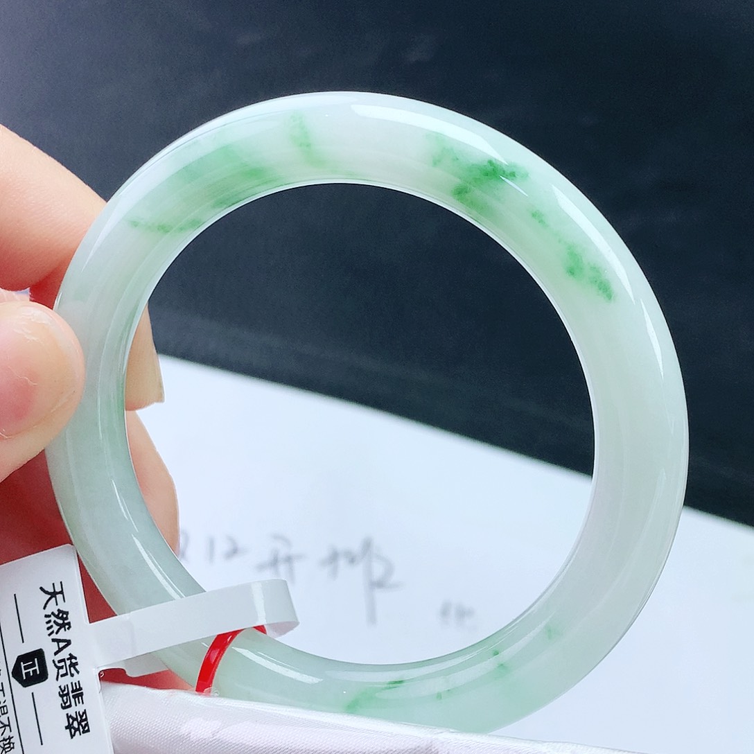 未镶嵌手镯翡翠56圈