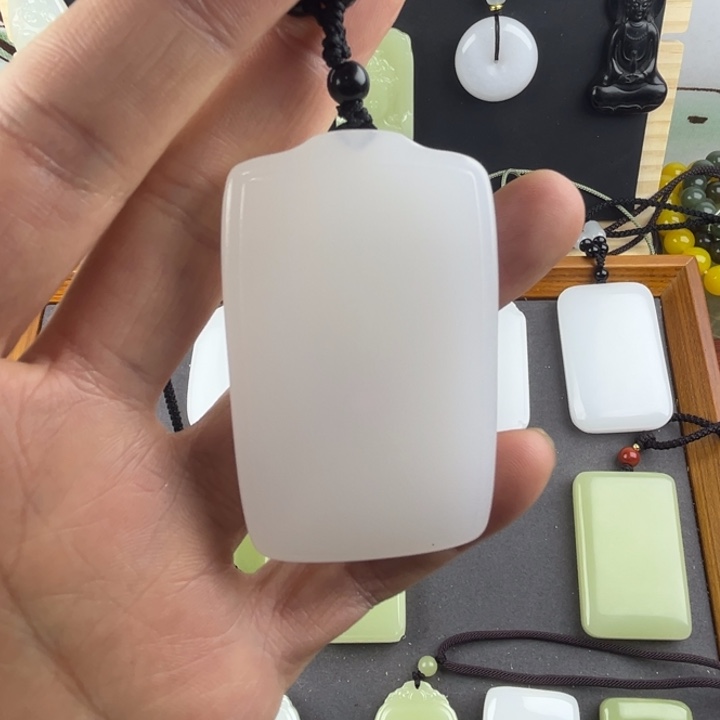 咖***树玉平安无事牌白46出人头地