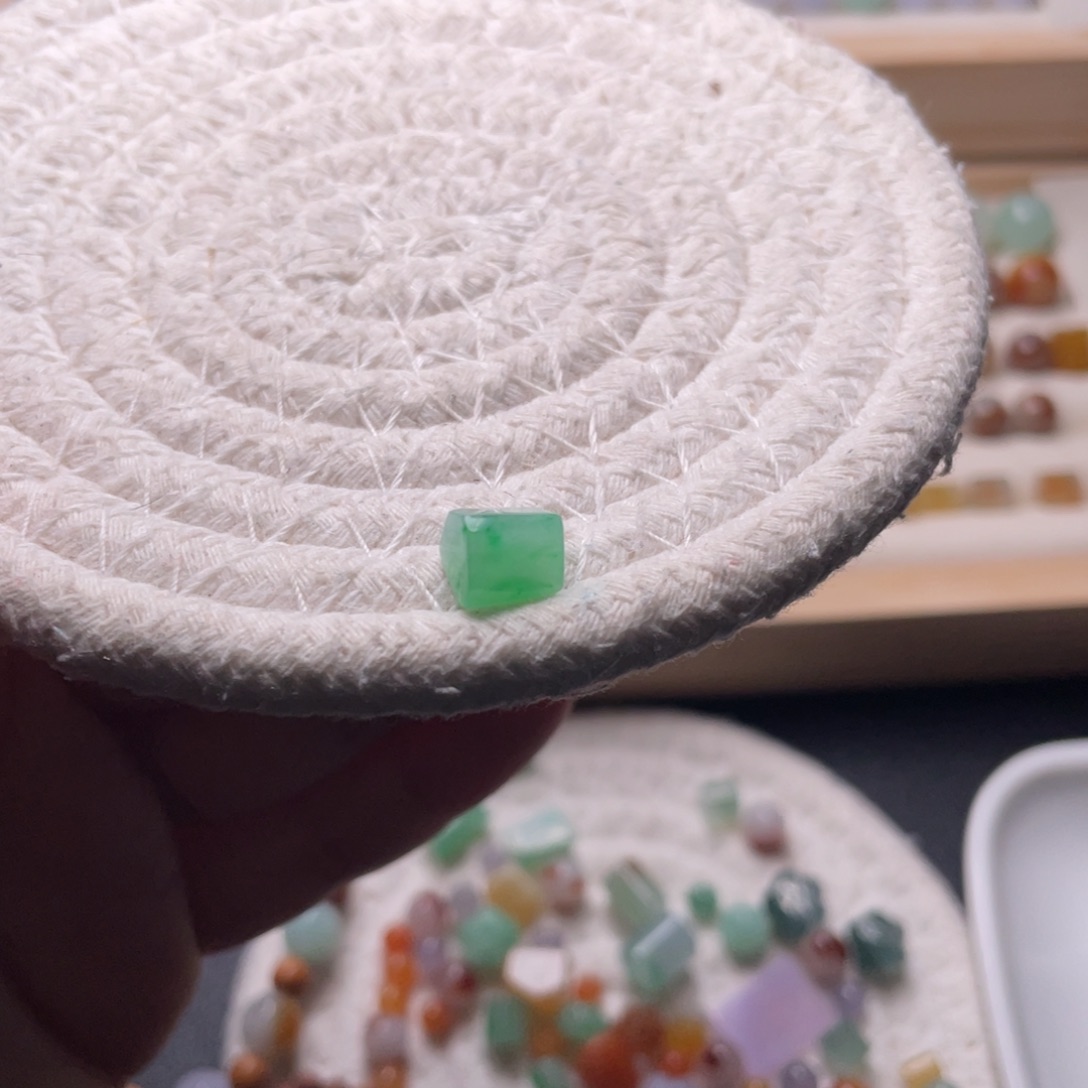 未镶嵌手链翡翠绿随行