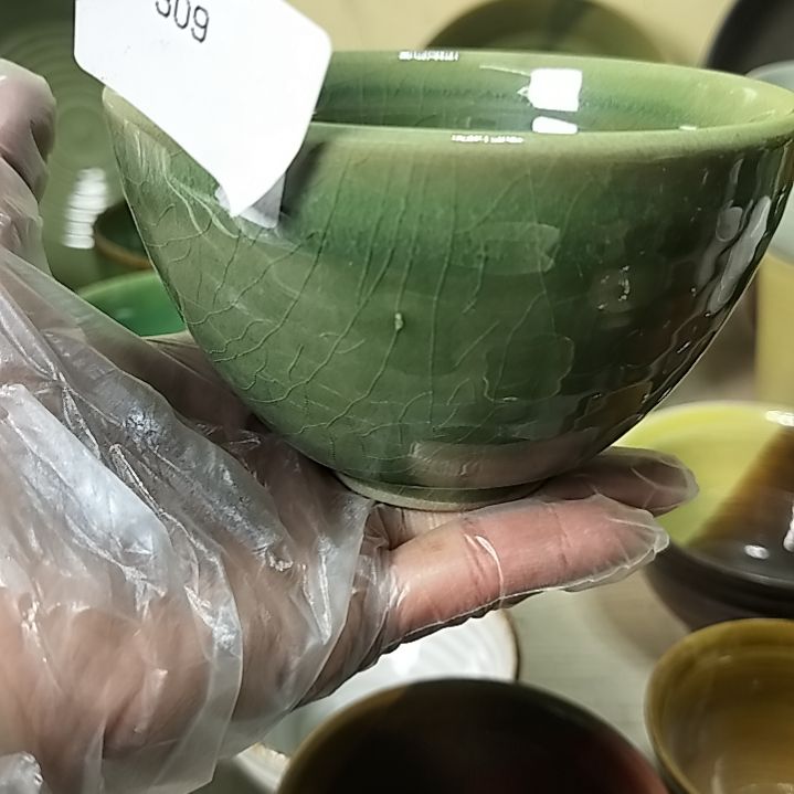 盘瓷片陶瓷杯盘壶碗都有