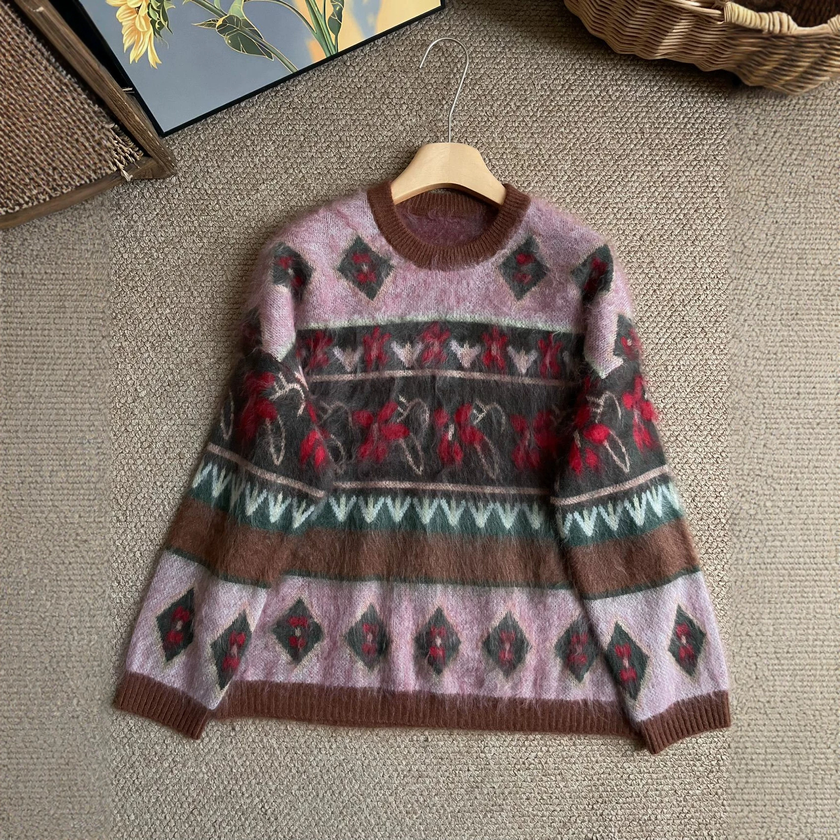 冬款复古提花拉绒羊绒羊毛毛衣女圆领软糯针织衫显瘦减龄时髦Y