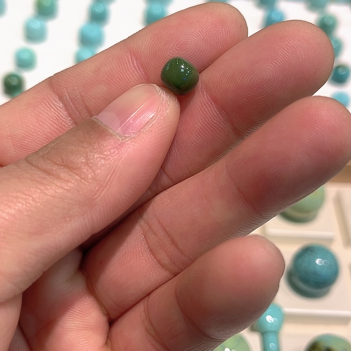 有***店绿松石未镶嵌珠宝奇石