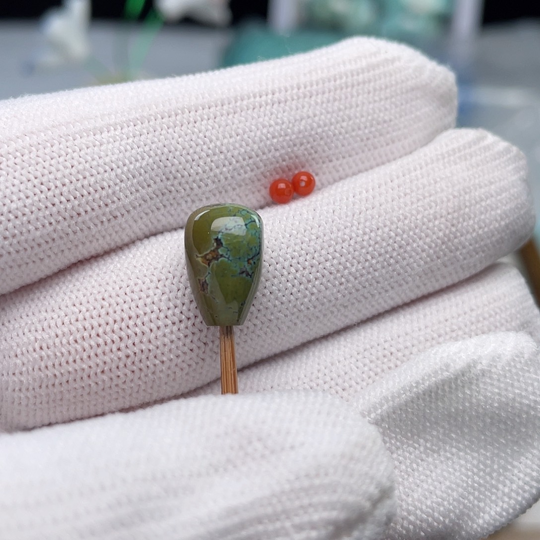 南红玛瑙未镶嵌珠宝奇石