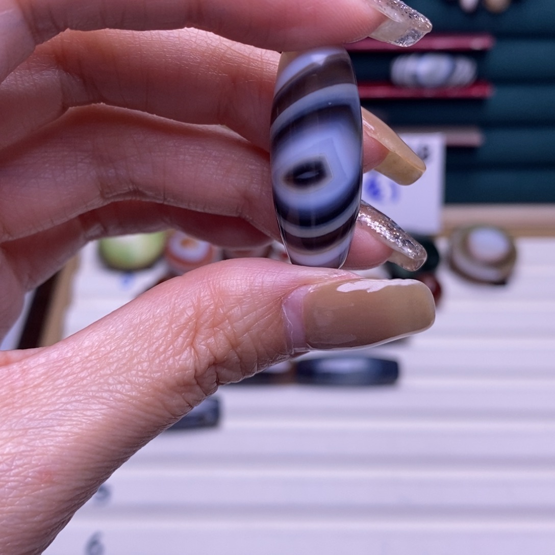 成***王玛瑙/玉髓合金颈饰