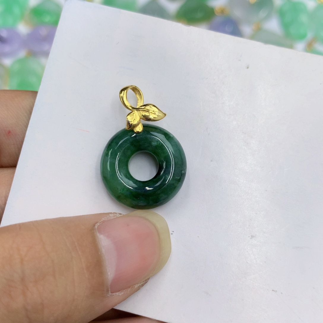 颈饰未镶嵌翡翠翡翠
