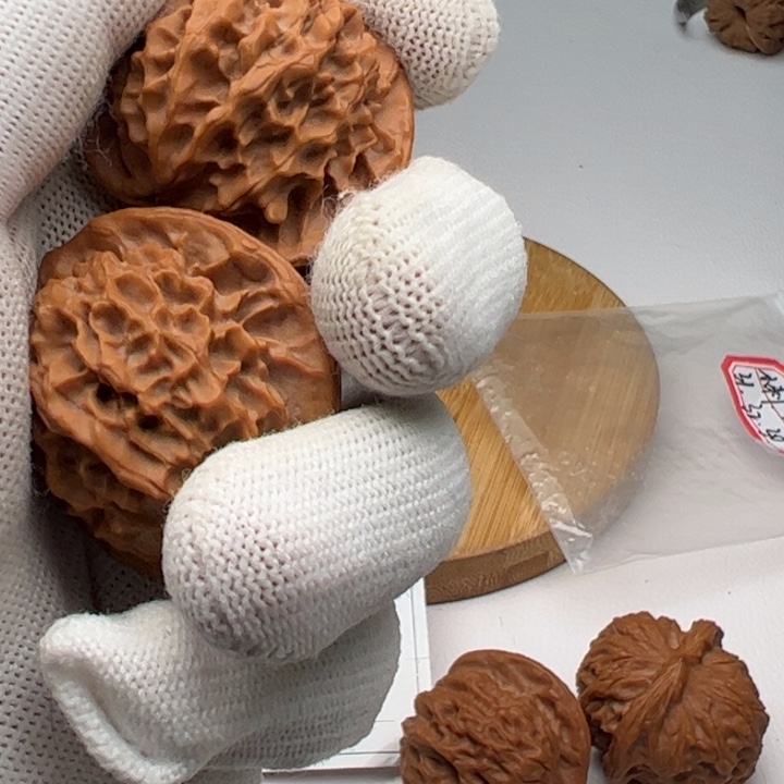 文玩核桃把件T*.1平闷