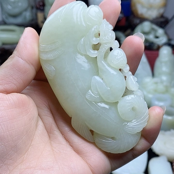 和田玉未镶嵌挂件