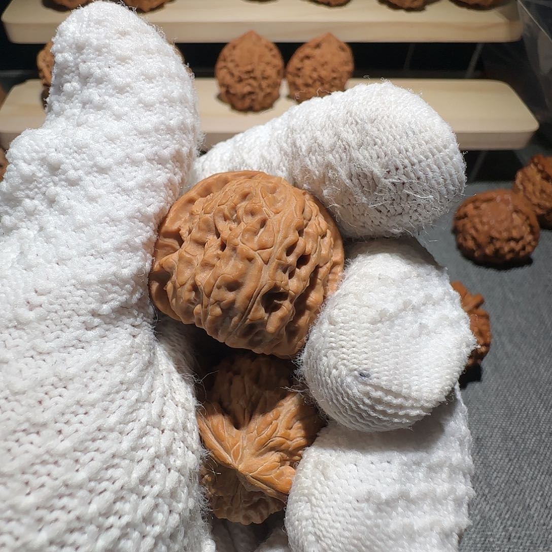 s***r吊坠文玩核桃小白狮子