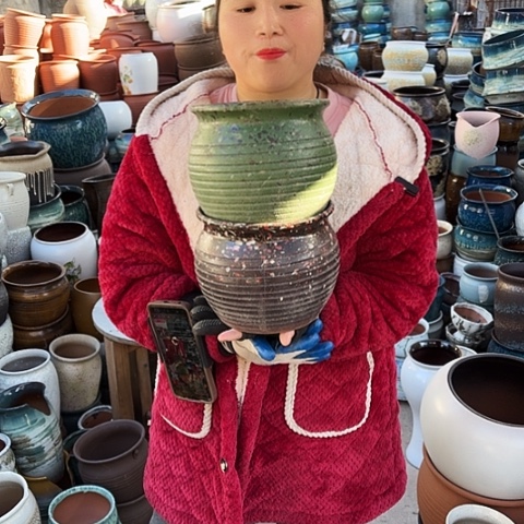 口18高16瑕疵盆子。