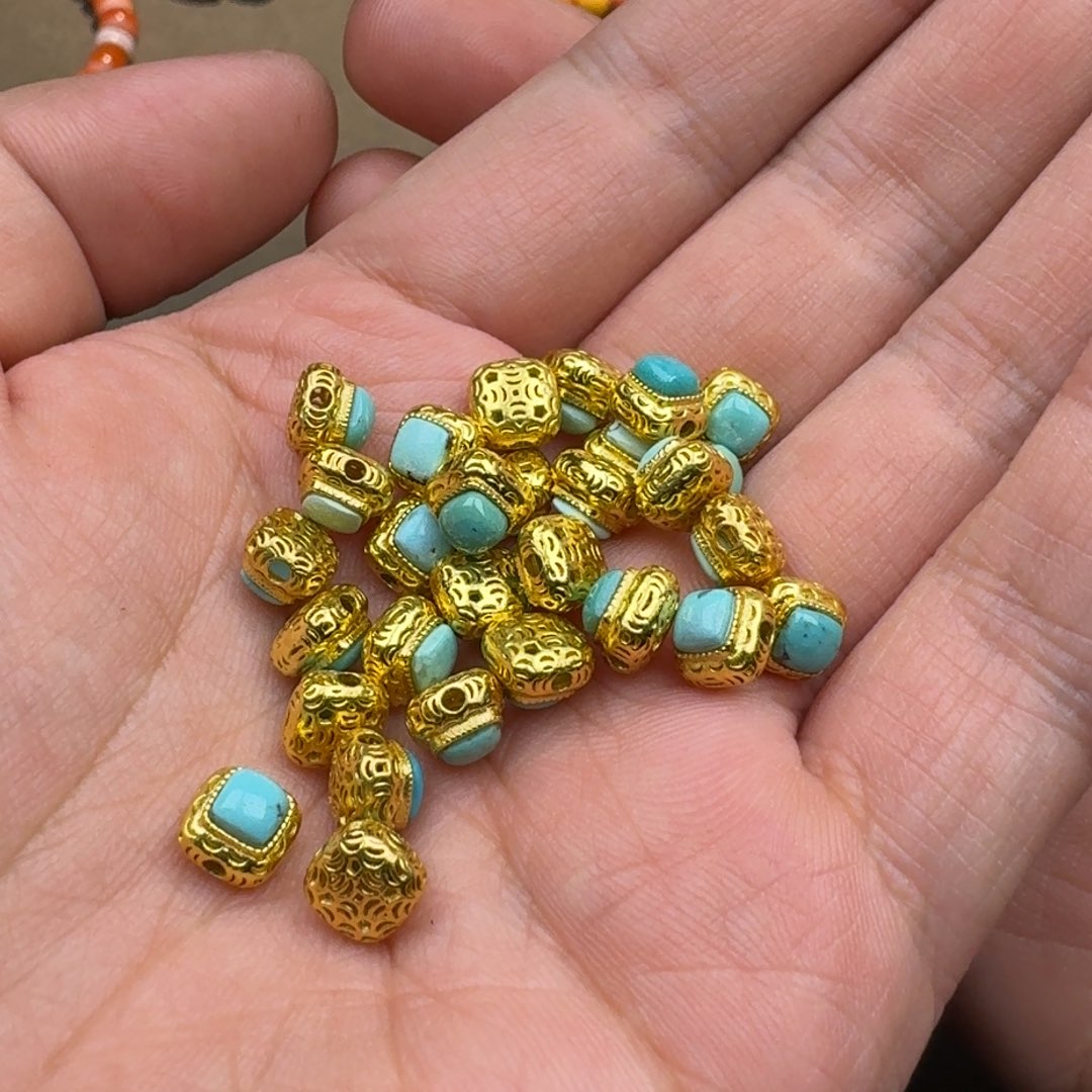 镀金背云一个随机发