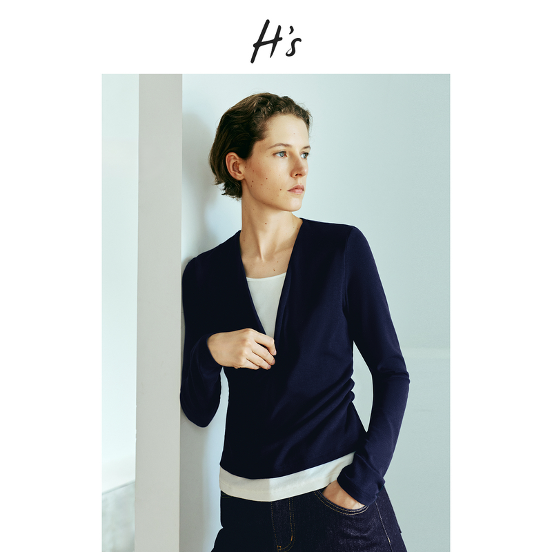 H'S撞色修身针织上衣女25秋新款高级休闲V领假两件套头衫