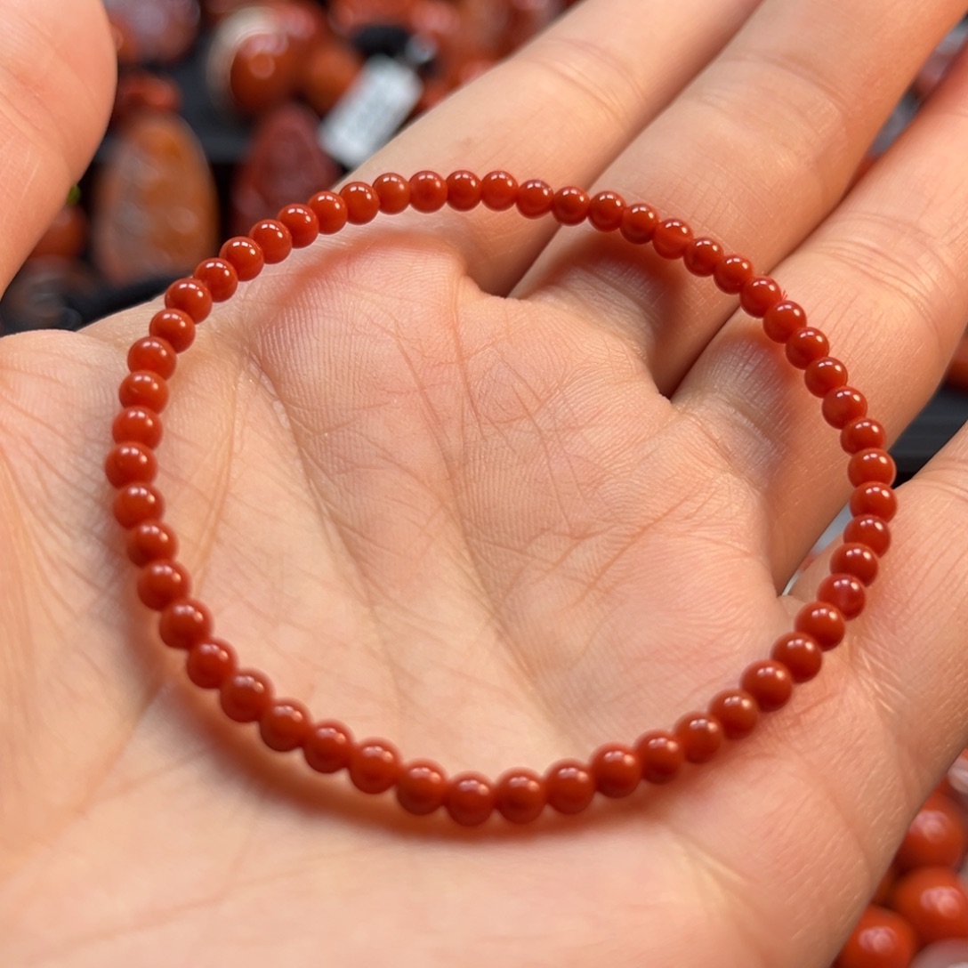 南红玛瑙手串3.7mm未镶嵌