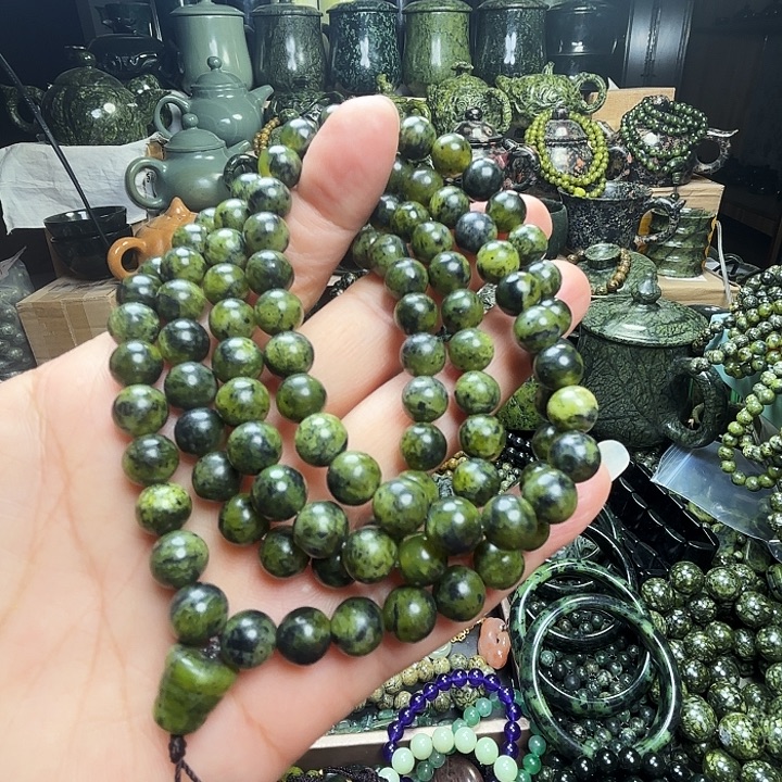 蛇纹石玉未镶嵌珠宝半成品藏玉药王石福利款0.8 108颗