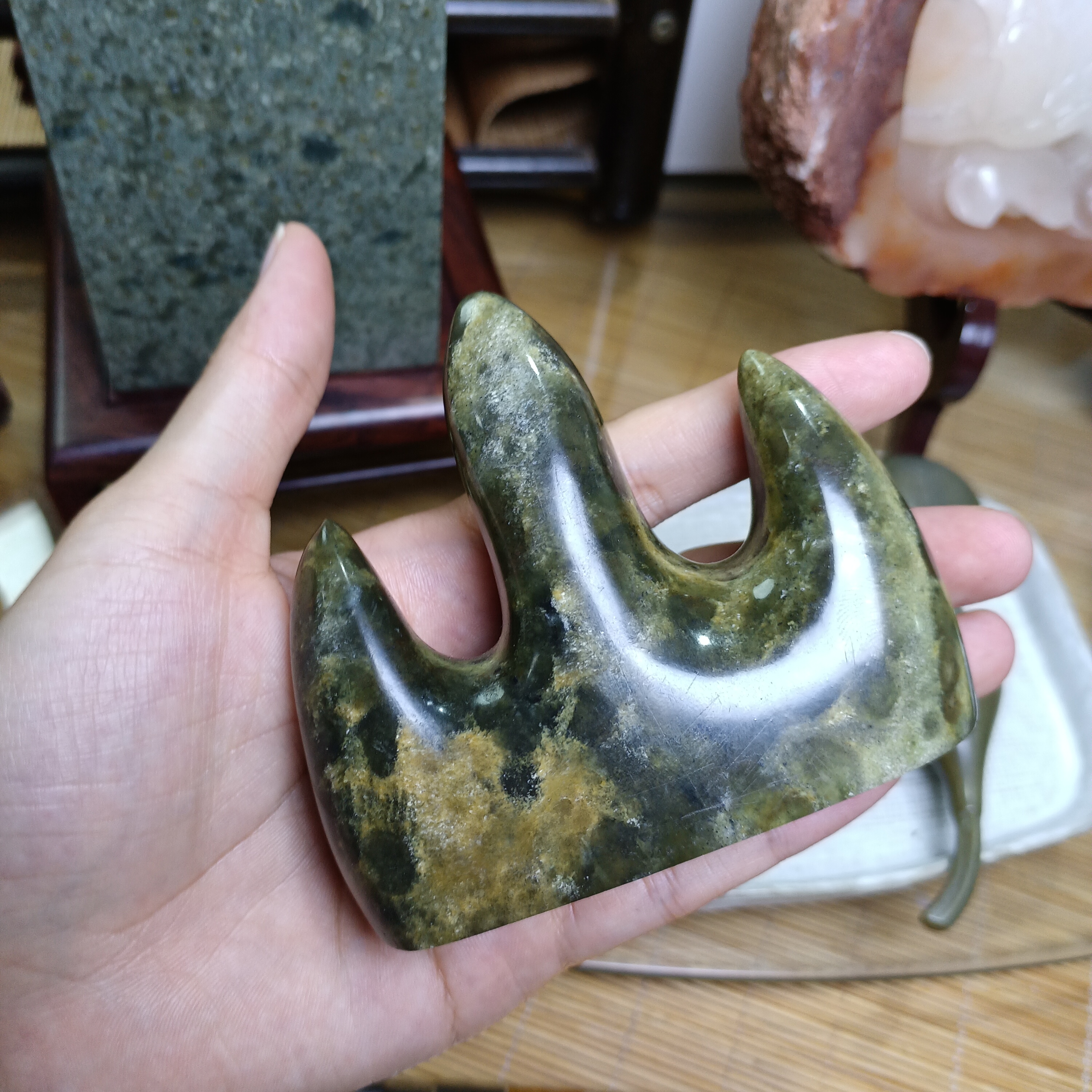 莱州玉雕-笔架山