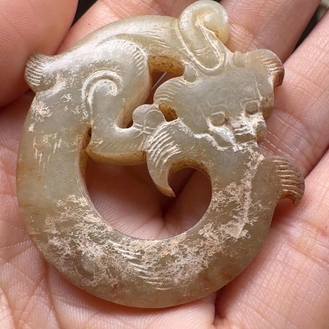 和田玉颈饰未镶嵌甜*?