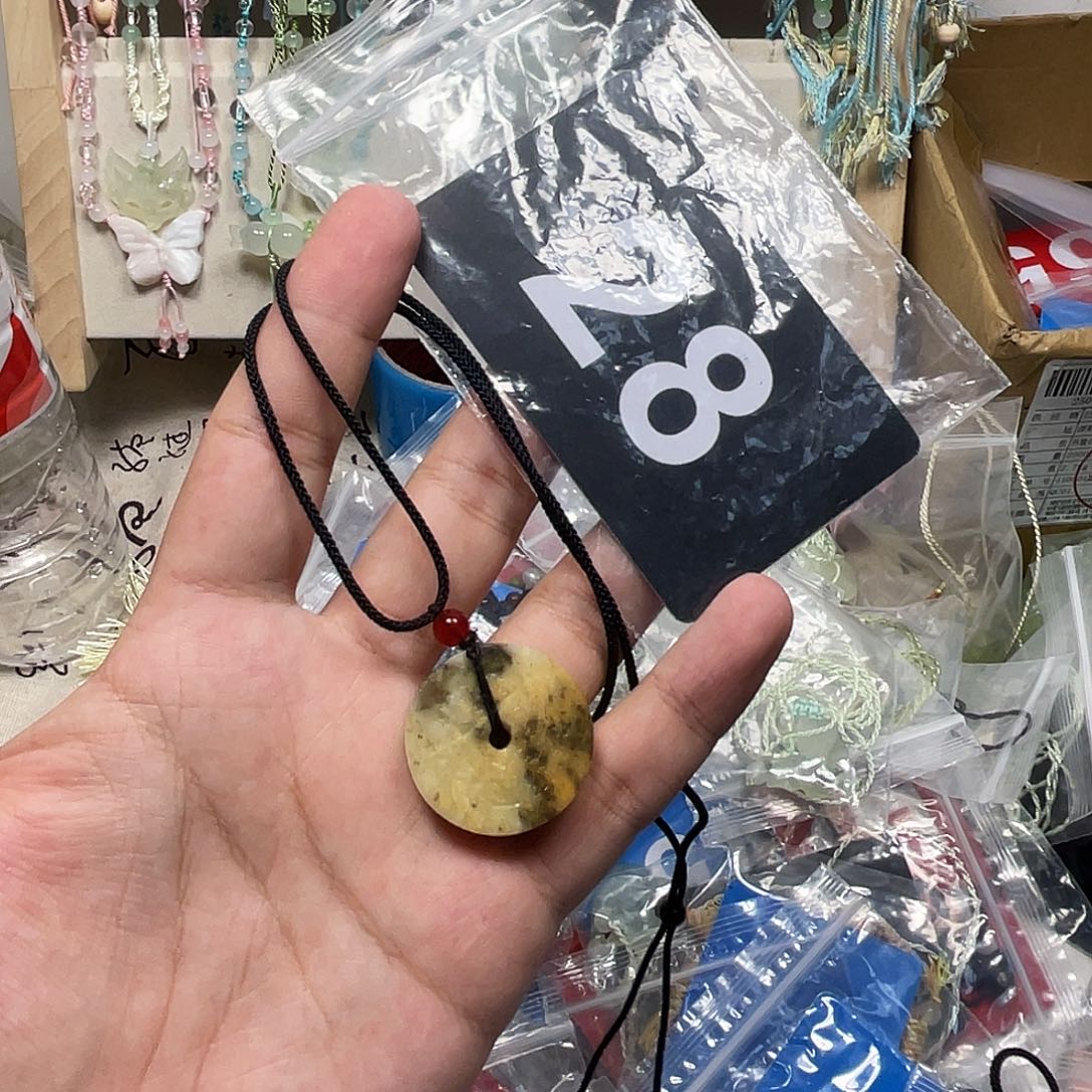 蛇纹石玉合金颈饰