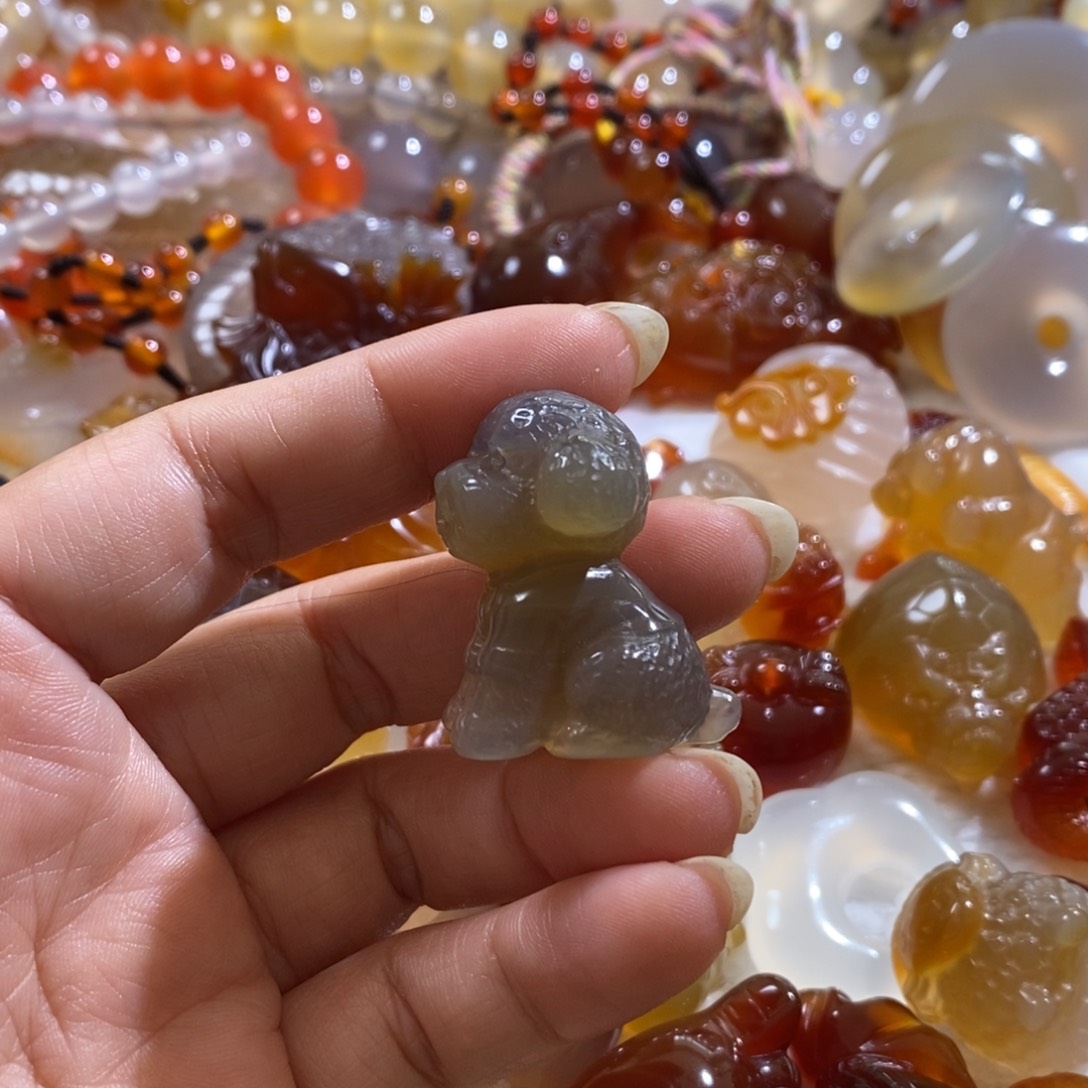 玛瑙/玉髓玛瑙吊坠未镶嵌