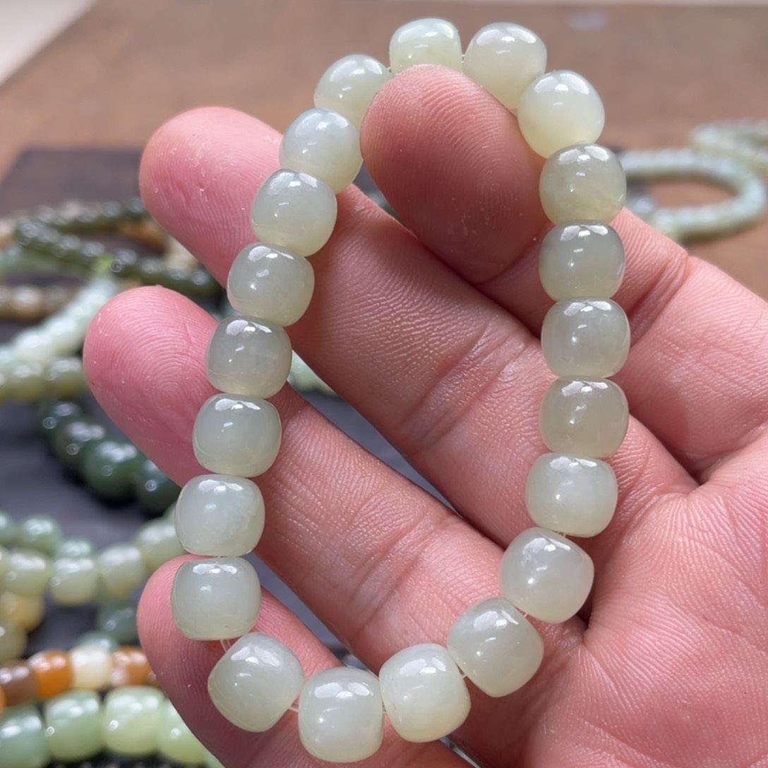 手链未镶嵌和田玉