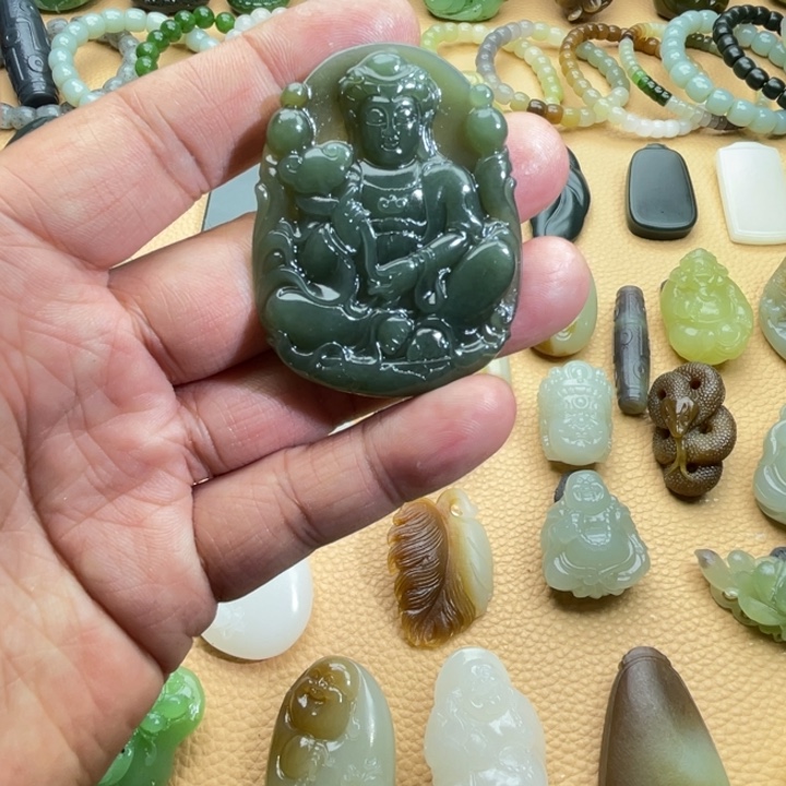 和田玉颈饰未镶嵌定制款