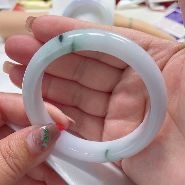 翡翠手镯未镶嵌缅甸翡翠手镯57圈