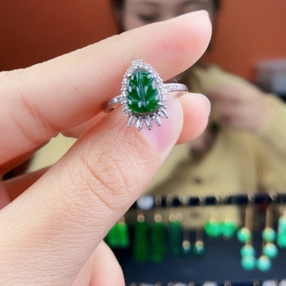 翡翠银S925镶嵌耳饰