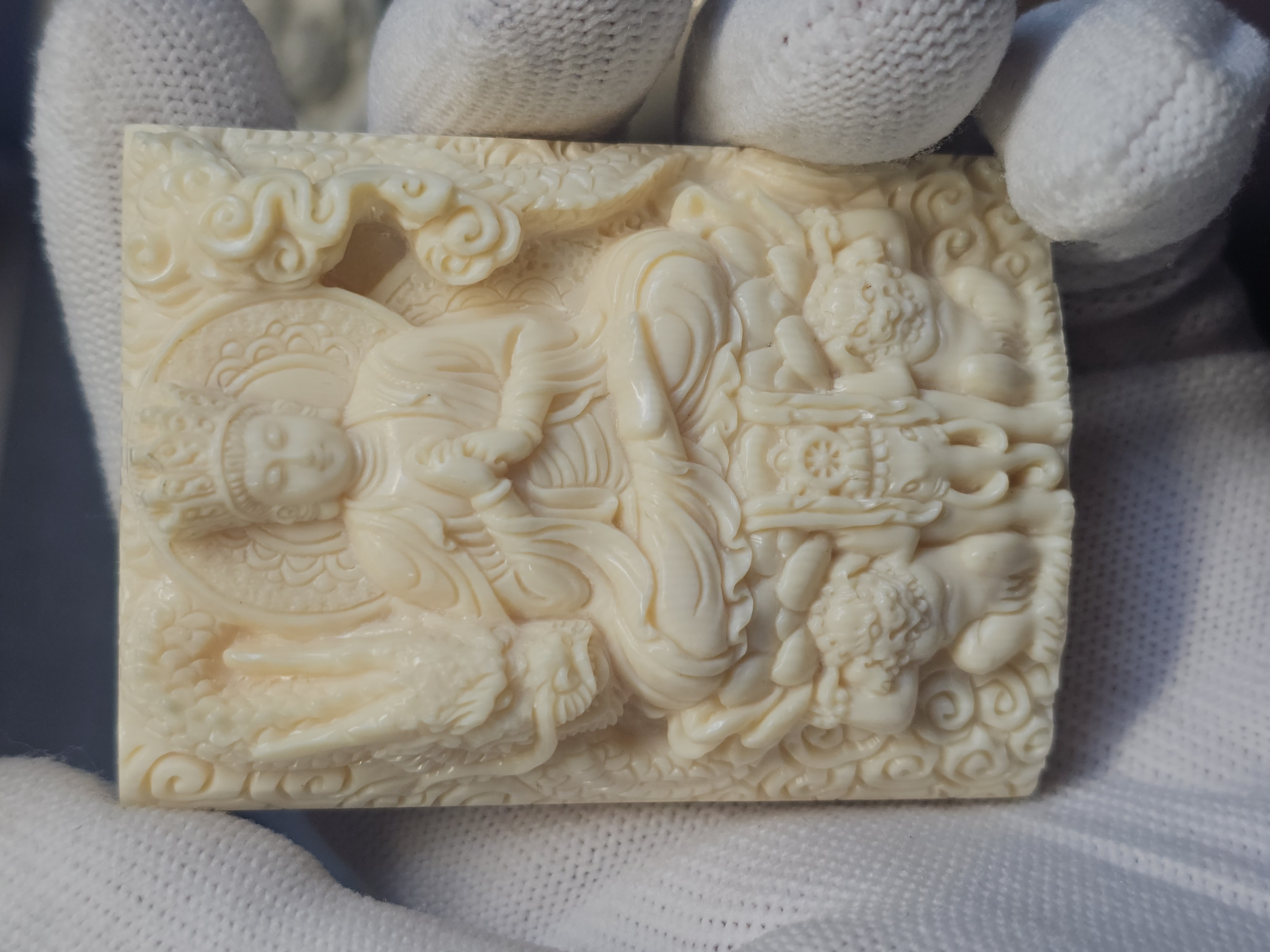 天然猛犸牙手工大日如来吊坠