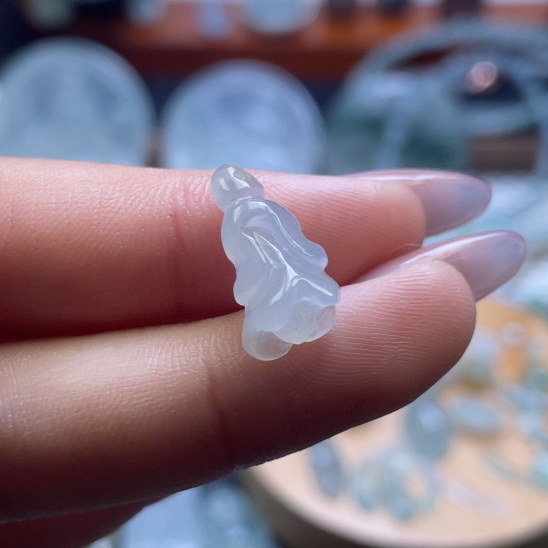 颈饰未镶嵌翡翠淼****淼翡翠