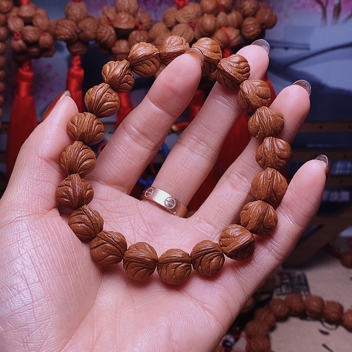 桃核吊坠龙纹桃枭