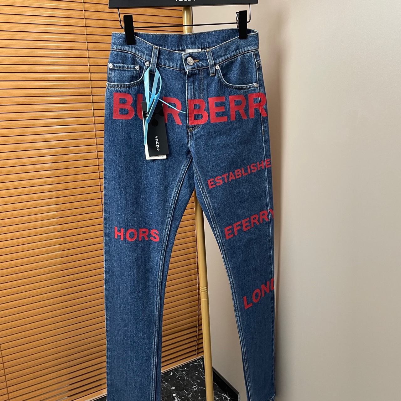 95新 BURBERRY/博柏利 （cc）品牌logo印花牛仔裤 38码/207014