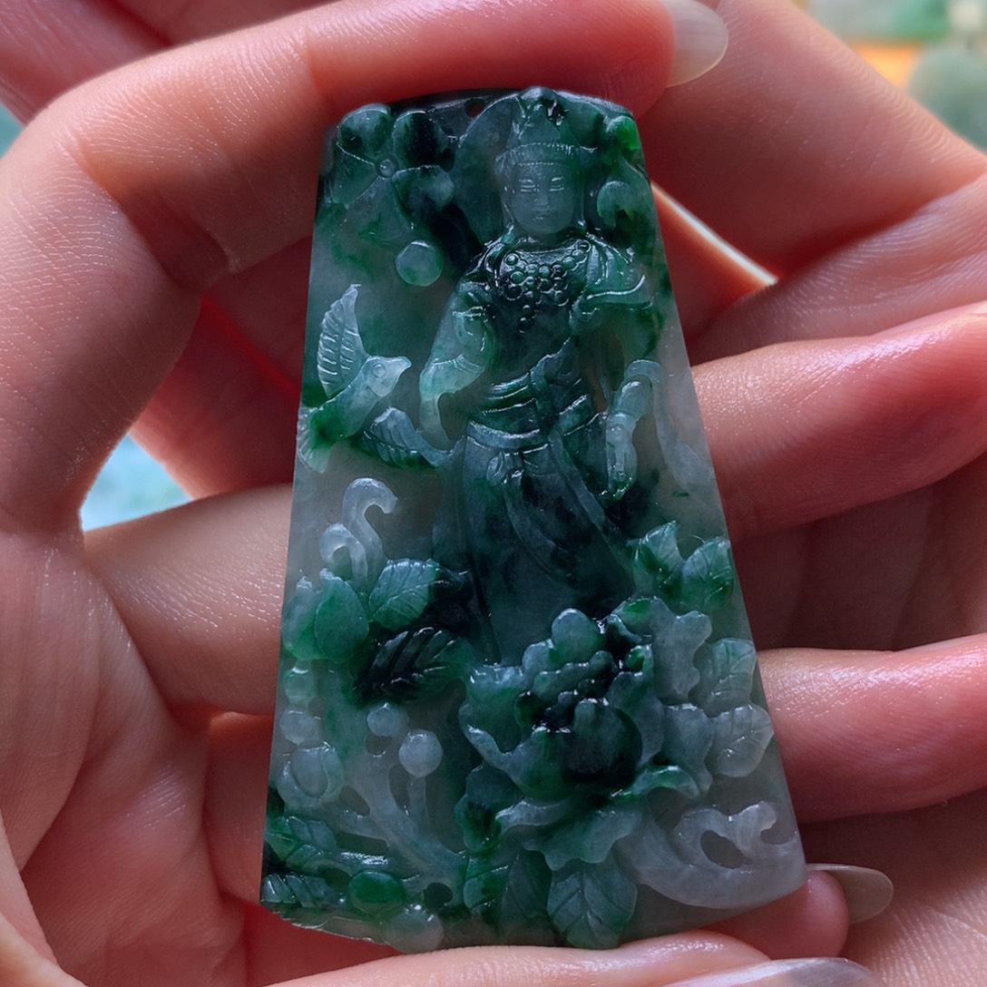 定制翡翠未镶嵌观音