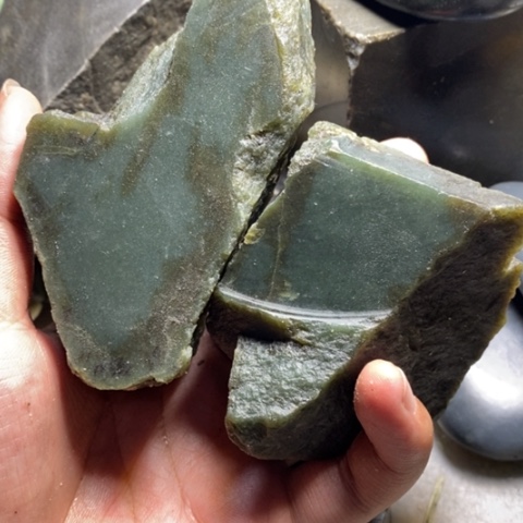 未镶嵌和田玉（糖玉）挂件