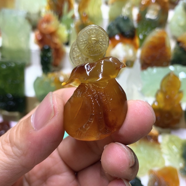 蛇纹石玉珠宝半成品未镶嵌