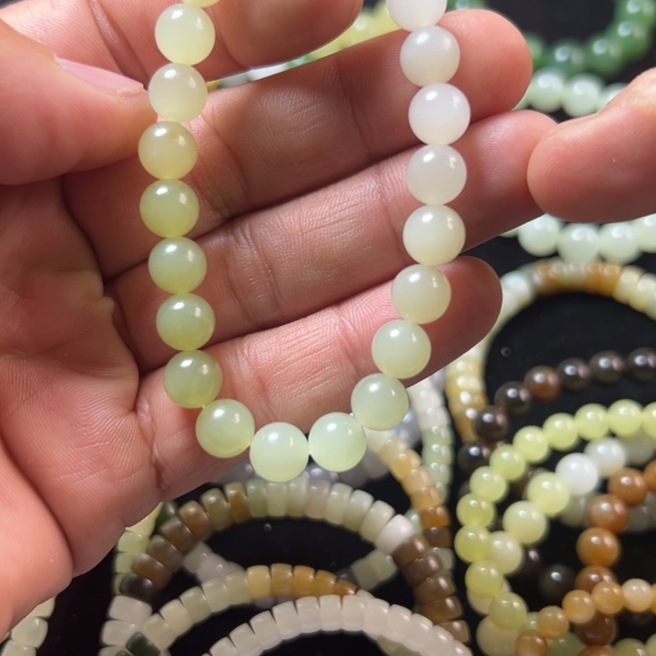 和田玉（糖玉）未镶嵌手链